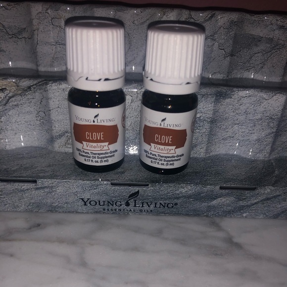 2 Clove Vitality Essential Oils - Picture 1 of 1